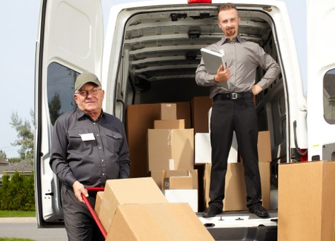 Local removal van serving a residential property in Dartford