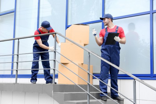 Local moving truck support for Dartford residential relocations