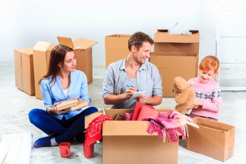 Moving day planning and loading support for Dartford customers
