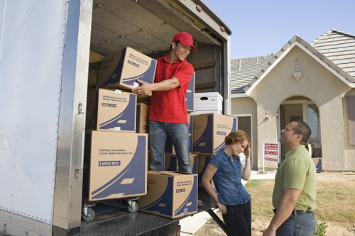 Local moving van booking for Dartford and nearby areas
